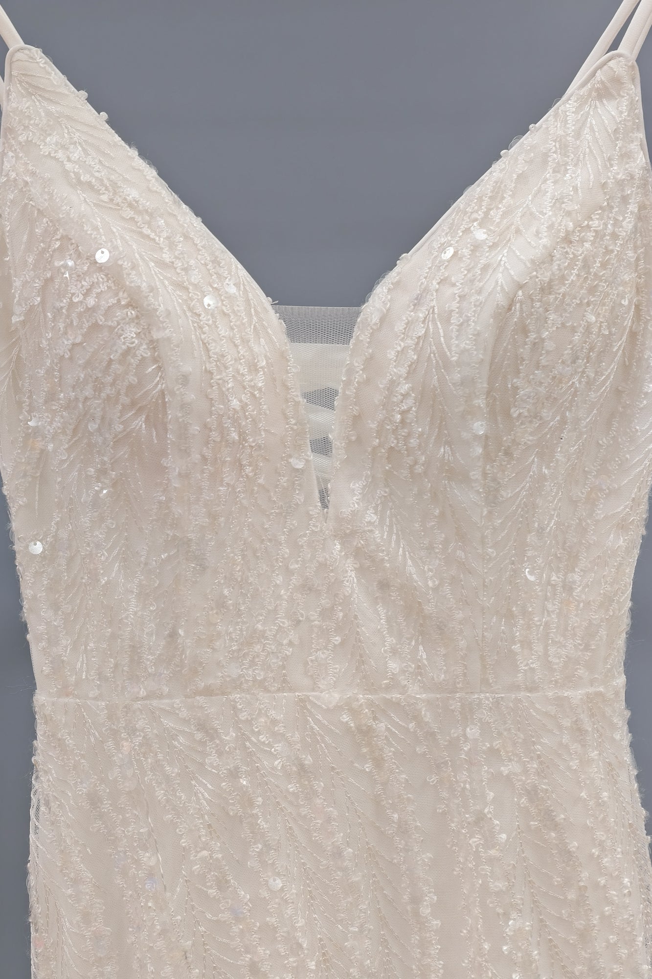 Wedding dress LJF3809