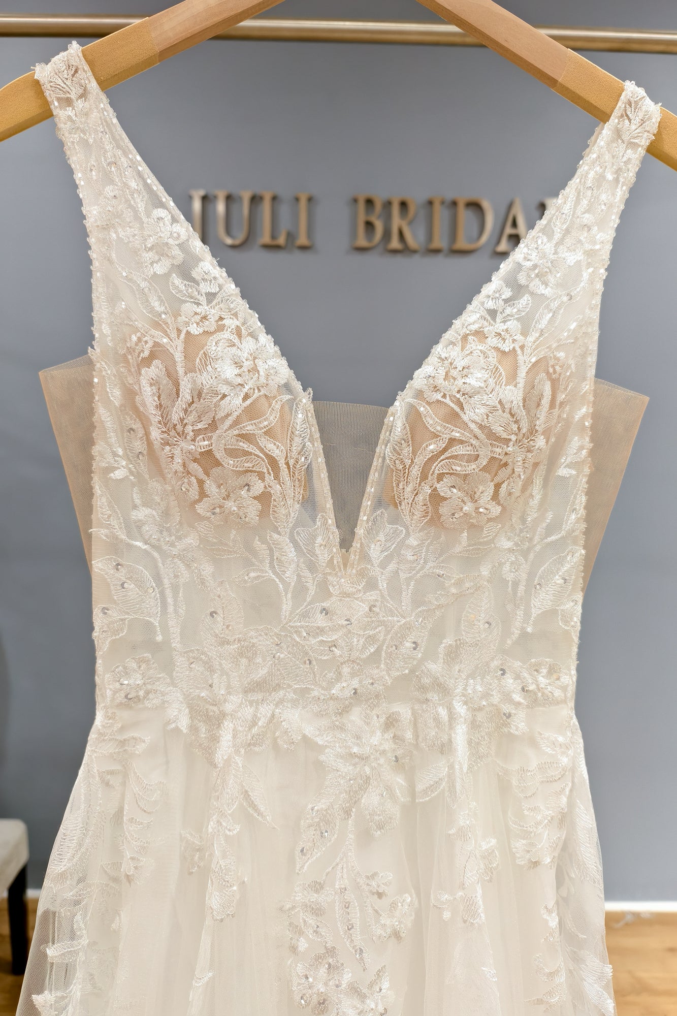 Wedding dress IVY0339